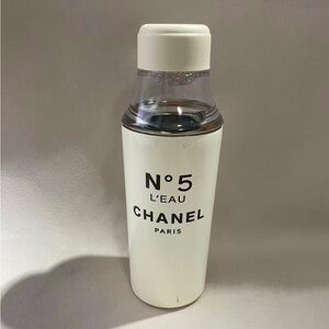 N°5 water bottle